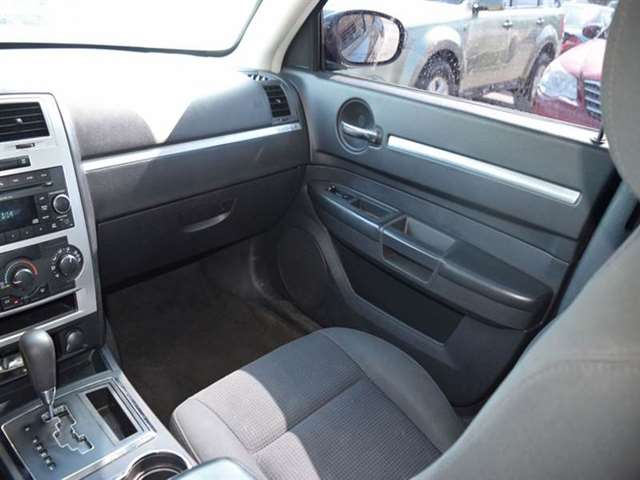 Dodge Charger 2010 photo 12